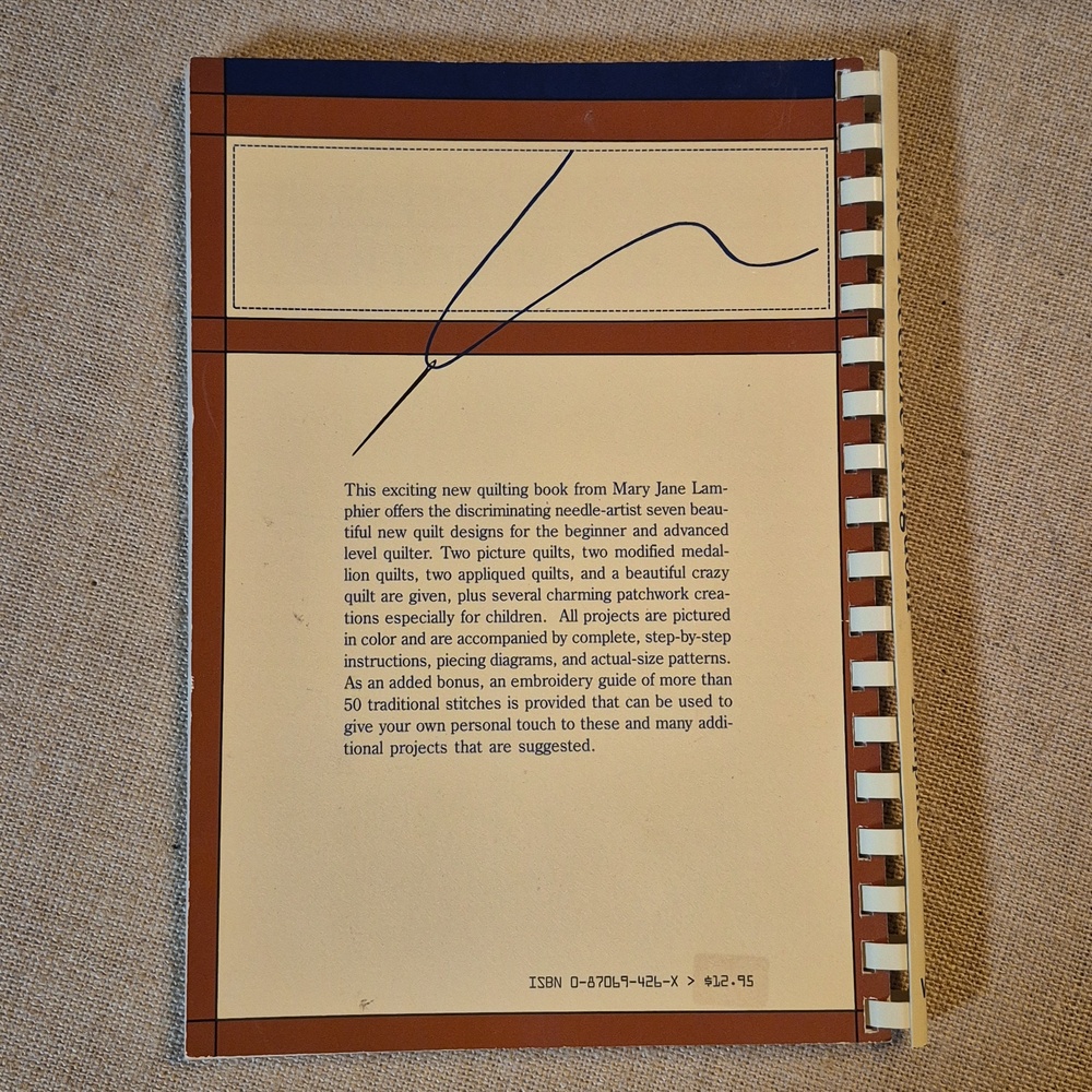 2 vintage quilting books: "Award-Winning Scrap Quilts" & "The Pieceable Kingdom" - Picture 3 of 11